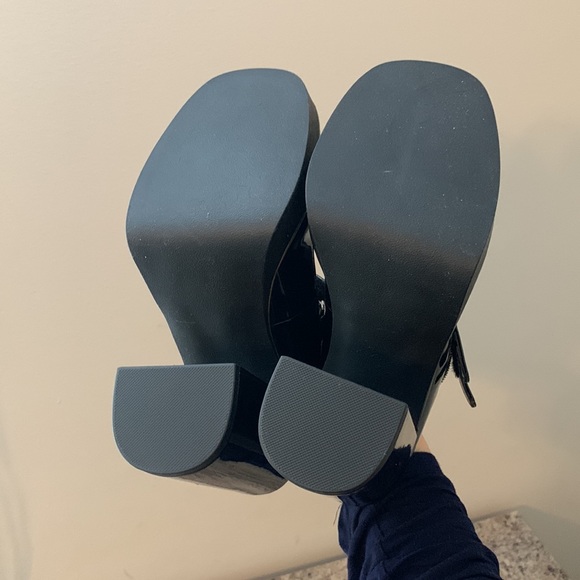 Steve Madden Chunky Black Patent Heels - Picture 8 of 16